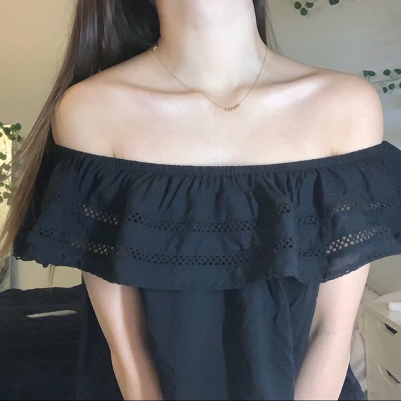 Aritzia Wilfred ‘Hollande’ off the shoulder top - Picture 4 of 5